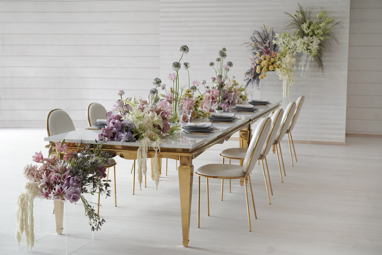 Стол Венеция золото